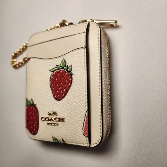 NWT COACH CAR32 STRAWBERRY PRINT ID BADGE Zip Card WALLET - Picture 2 of 7